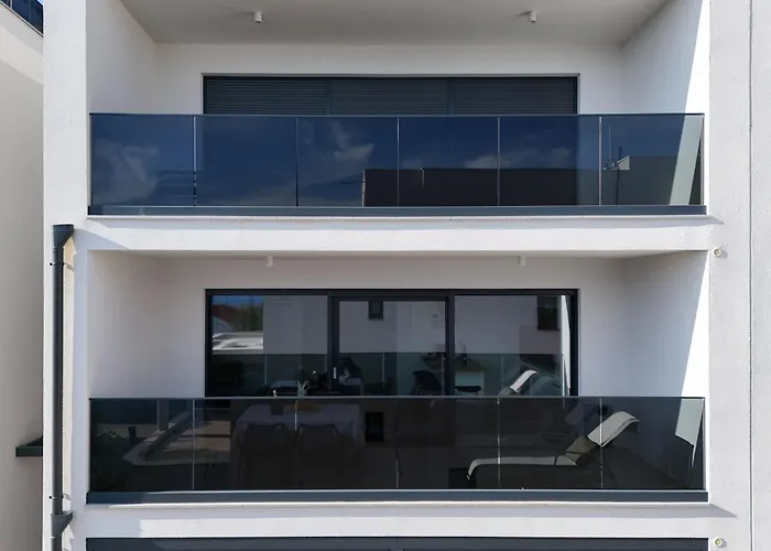 Sun Side - Ciovo טרוגיר